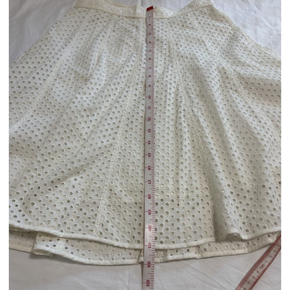 White Lace Eyelet A Line Skirt Prairie Preppy Cottage Festival Women’s Size 2 - Picture 8 of 8